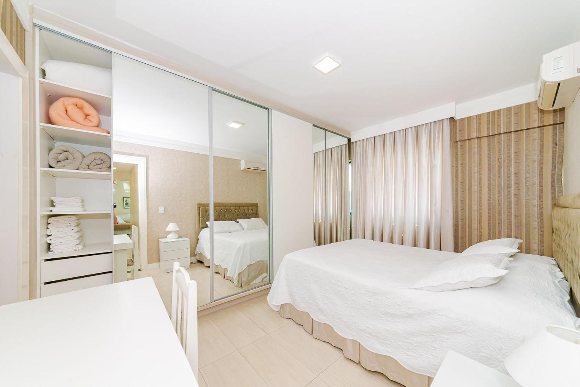 3 Linda Vista Da Orla De Bc A 50m Da - Somente Familiares Apartment Balneario Camboriu